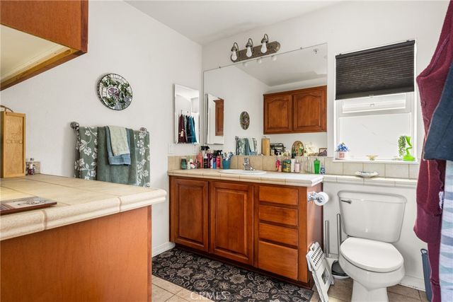 17041 B Lane, Huntington Beach, CA 92647
