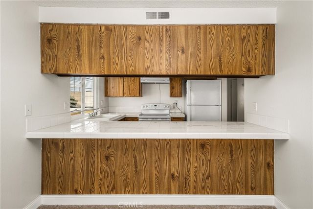 17041 B Lane, Huntington Beach, CA 92647
