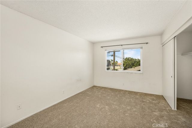 17041 B Lane, Huntington Beach, CA 92647