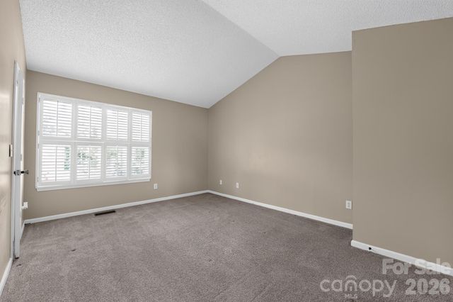 8220 Upsall Court, Charlotte, NC 28215