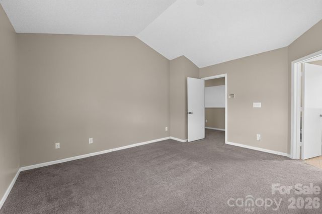 8220 Upsall Court, Charlotte, NC 28215