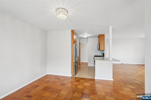 6040 Boulevard East 03, West New York, NJ 07093