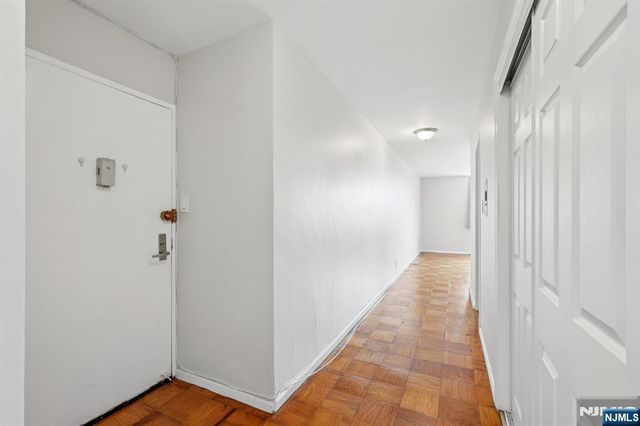 6040 Boulevard East 03, West New York, NJ 07093