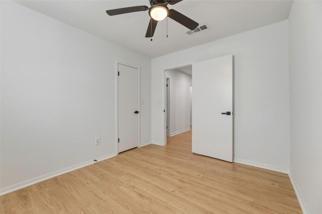 203 Red Bird Court, Cleburne, TX 76058