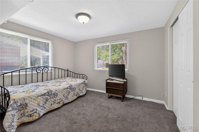 824 English Lane, Belleville, IL 62223
