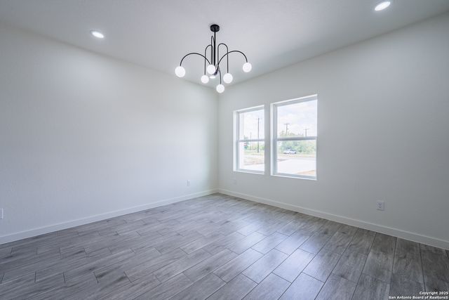 122 Ranchero Way, Natalia, TX 78059