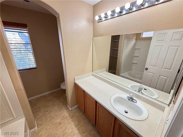 2133 Casa Ladera Street, Las Vegas, NV 89156