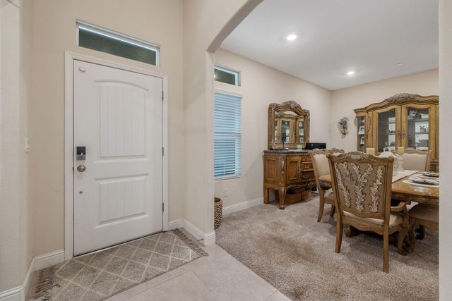 1833 Softwind Drive, Tulare, CA 93274