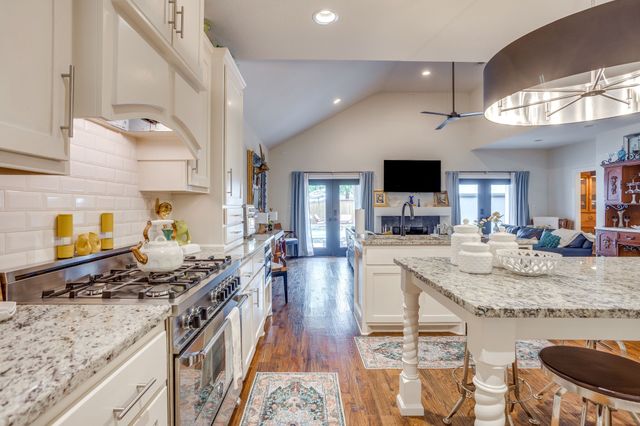 4104 Pershing Avenue, Fort Worth, TX 76107