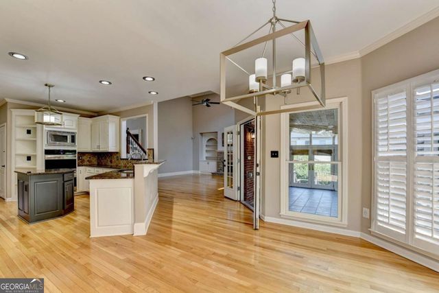 6010 Somerset Court, Suwanee, GA 30024