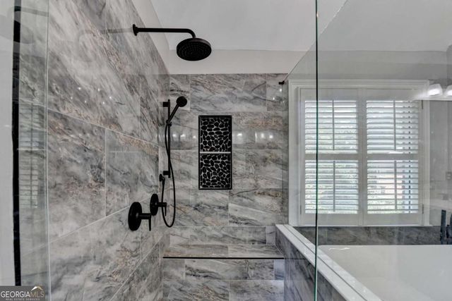 6010 Somerset Court, Suwanee, GA 30024