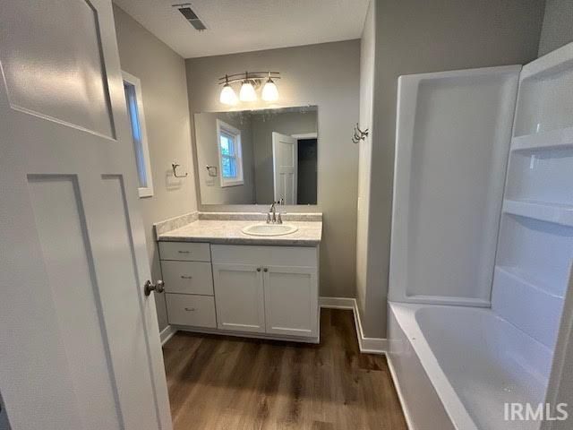 2707 Prairie Grove Drive, Fort Wayne, IN 46809