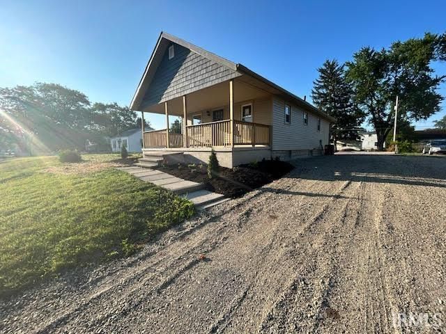 2707 Prairie Grove Drive, Fort Wayne, IN 46809