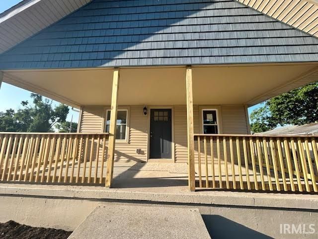 2707 Prairie Grove Drive, Fort Wayne, IN 46809