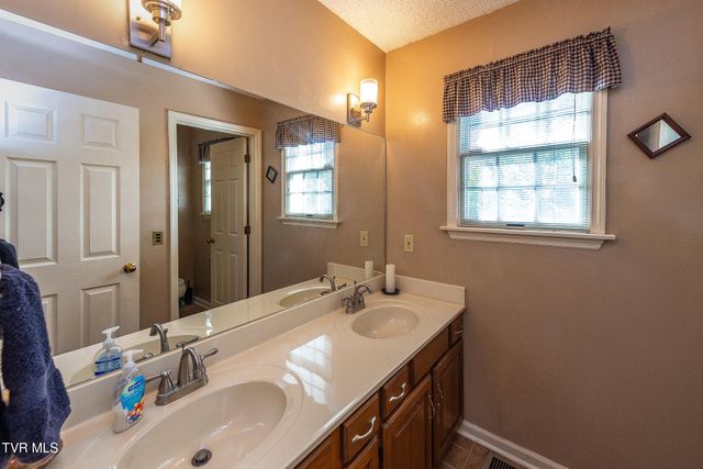 109 Running Deer Trail, Kingsport, TN 37663