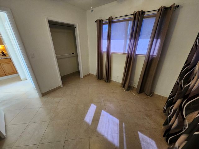 120 NE 10th Avenue 1, Hallandale Beach, FL 33009