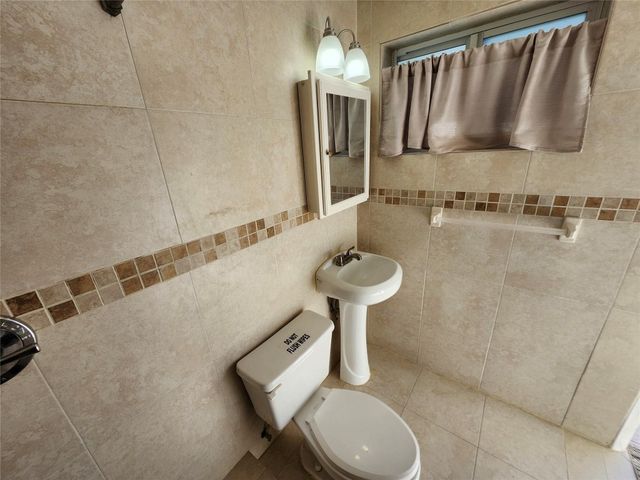 120 NE 10th Avenue 1, Hallandale Beach, FL 33009