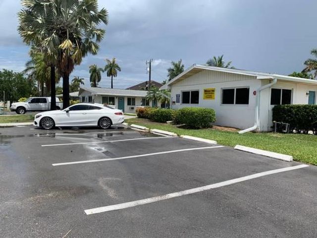 120 NE 10th Avenue 1, Hallandale Beach, FL 33009