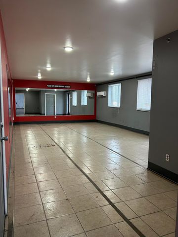 9340 Shaver Road B, Portage City, MI 49024
