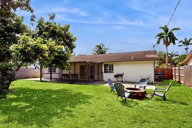 8331 NW 44th Ct, Lauderhill, FL 33351