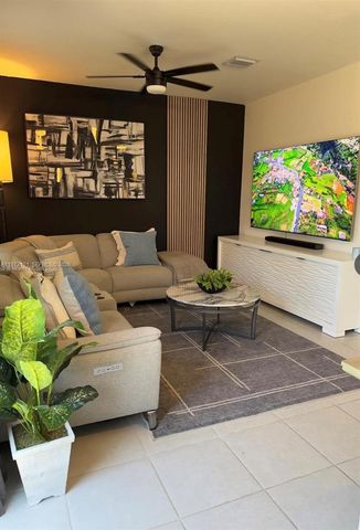 16220 SW 288th Ter, Homestead, FL 33033