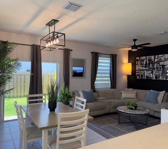 16220 SW 288th Ter, Homestead, FL 33033