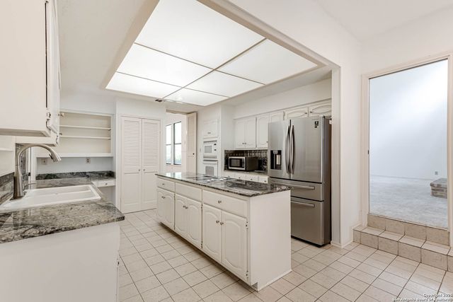 3515 Hunters Dawn, San Antonio, TX 78230