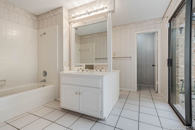 3515 Hunters Dawn, San Antonio, TX 78230