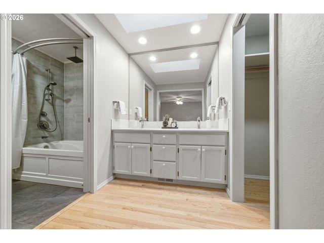 7118 Ne 31ST Ave, Vancouver, WA 98665