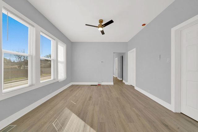 1401 W 72nd Street, Chicago, IL 60636