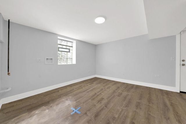 1401 W 72nd Street, Chicago, IL 60636