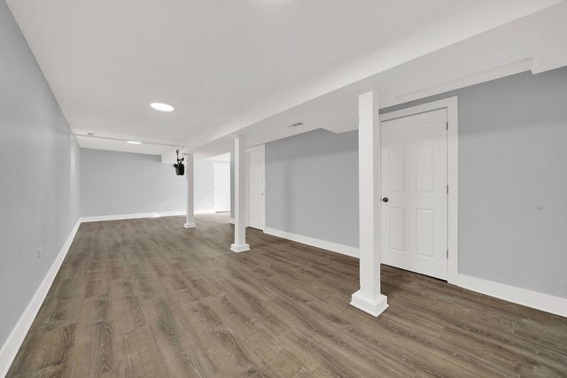 1401 W 72nd Street, Chicago, IL 60636