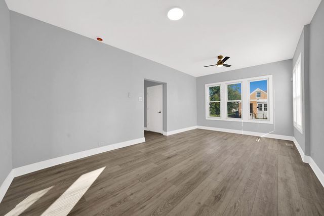 1401 W 72nd Street, Chicago, IL 60636