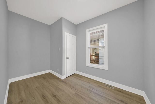 1401 W 72nd Street, Chicago, IL 60636