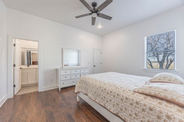 800 E Joplin Road, Bridgeport, TX 76426