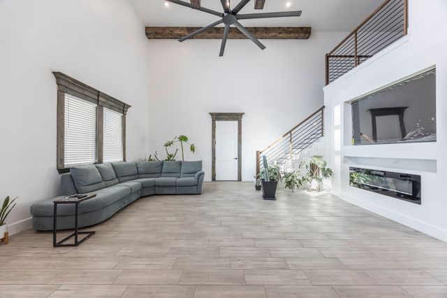 800 E Joplin Road, Bridgeport, TX 76426