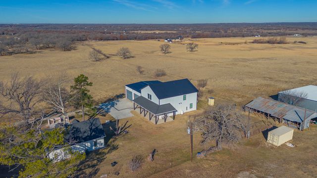 800 E Joplin Road, Bridgeport, TX 76426