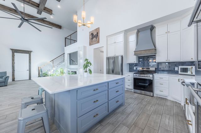 800 E Joplin Road, Bridgeport, TX 76426