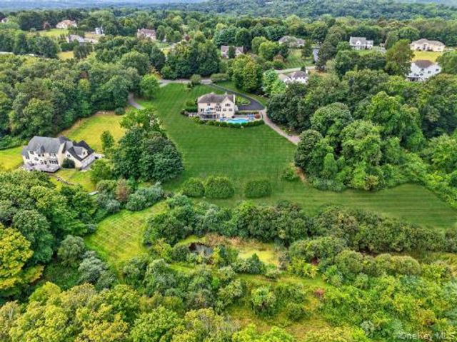 43 Kayla Lane, Mahopac, NY 10541