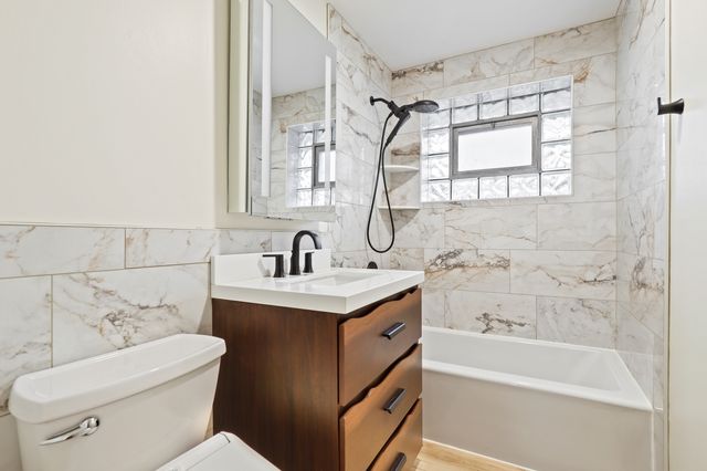 7358 W 115th Street, Worth, IL 60482