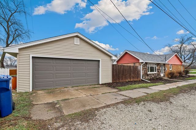 7358 W 115th Street, Worth, IL 60482