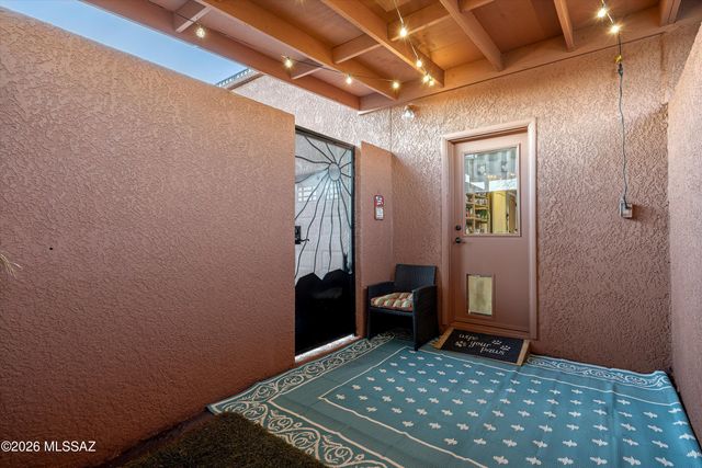 3902 N Calle Entrada, Tucson, AZ 85749