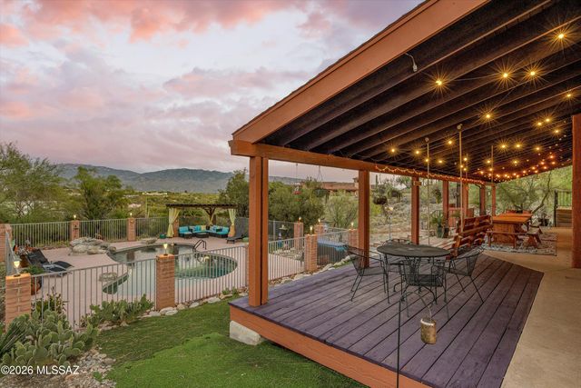 3902 N Calle Entrada, Tucson, AZ 85749