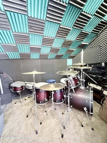 3902 N Calle Entrada, Tucson, AZ 85749