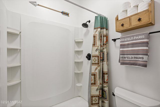 3902 N Calle Entrada, Tucson, AZ 85749