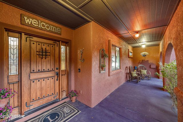 3902 N Calle Entrada, Tucson, AZ 85749