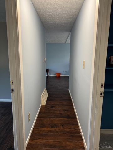 1863 W Kemper Road, Forest Park, OH 45240