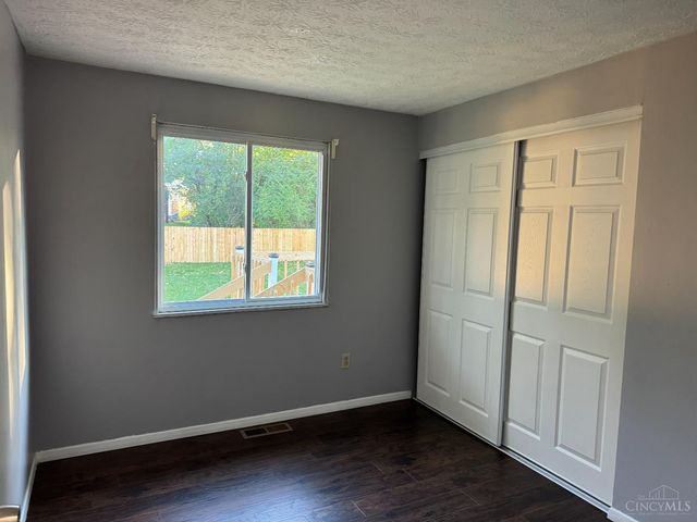 1863 W Kemper Road, Forest Park, OH 45240