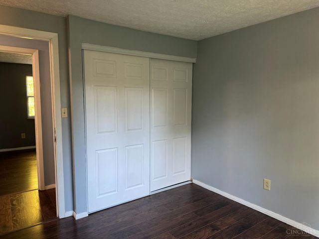 1863 W Kemper Road, Forest Park, OH 45240