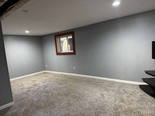 1863 W Kemper Road, Forest Park, OH 45240